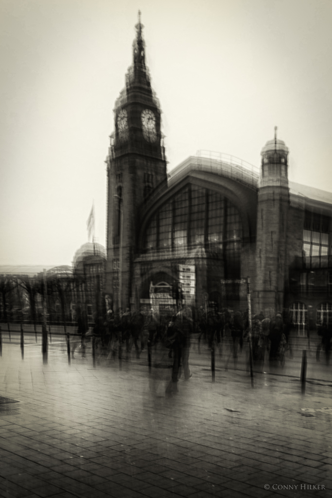 Central Station in motion 2
